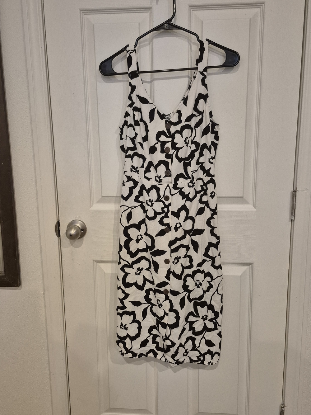 Monteau Black and White Floral Dress